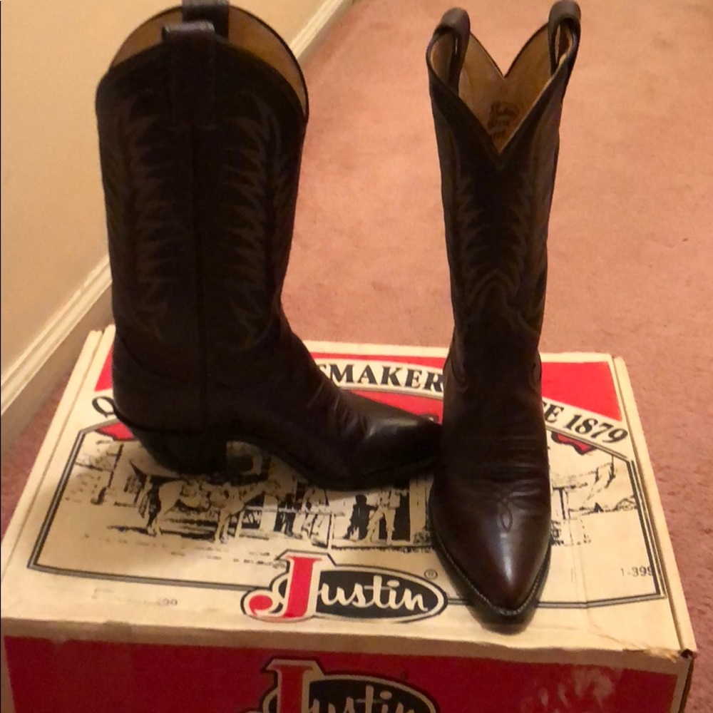 Brown cowboy boots.